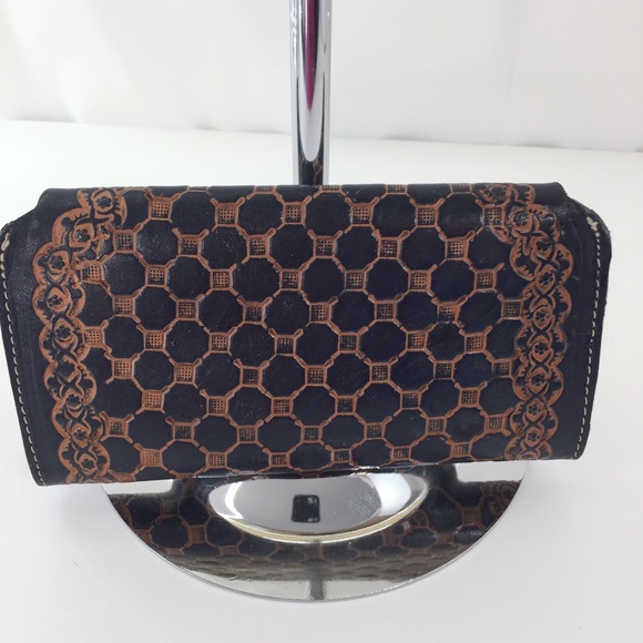 Vintage handmade leather clutch Geometric … - Picture 3 of 4